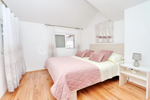 Villa Green Bay Apartments Apartment in Dubrovnik-Neretva County