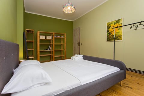 Bed, Bedroom, wardrobe