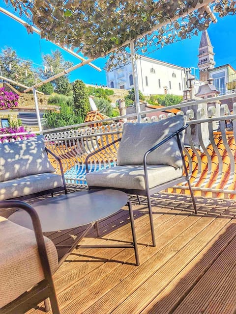 Balcony/Terrace, Seating area