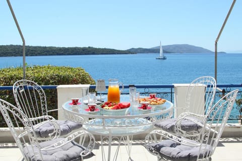 Patio, Day, Natural landscape, Balcony/Terrace, Sea view