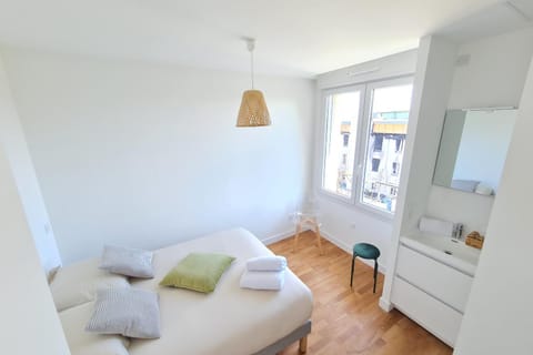 Le Poulorio 11 - T2 - Proche Gare By Locly Apartment in Lorient