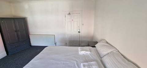 Bed, Photo of the whole room, Bedroom, towels, wardrobe