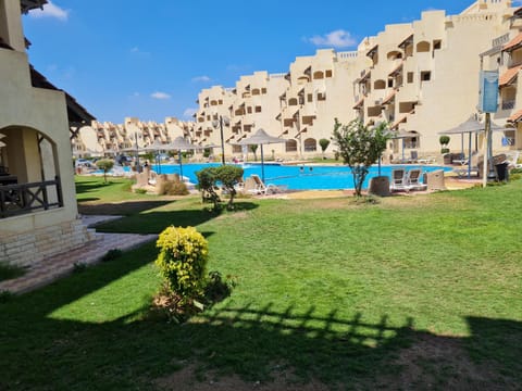 Garden, Garden view, Pool view, Swimming pool
