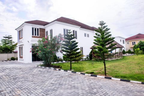 Property building, Garden, Garden view
