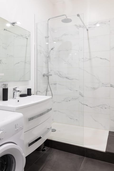 DIFY Enjoy - Part Dieu Apartment in Villeurbanne