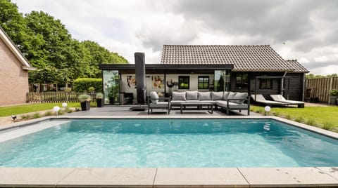 Property building, Garden view, Pool view, Swimming pool, Sports, sunbed