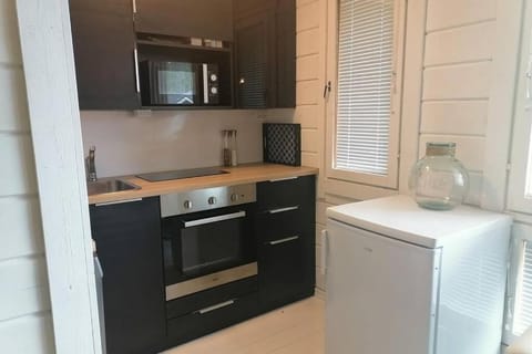 Coffee/tea facilities, Kitchen or kitchenette