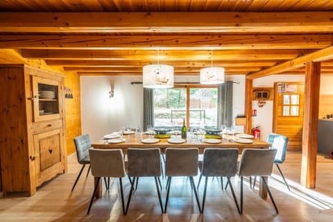 2AlpesChalets - Chalet Marie 1 - Standing et Sauna au pieds des pistes House in Les Deux Alpes