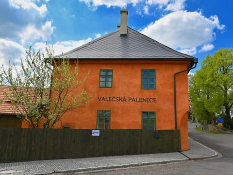 Property building, Street view