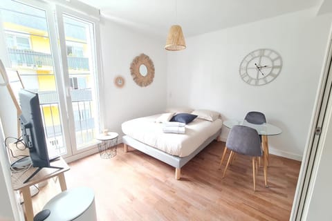 Le Poulorio 6 - Studio - Proche Gare By Locly Apartment in Lorient