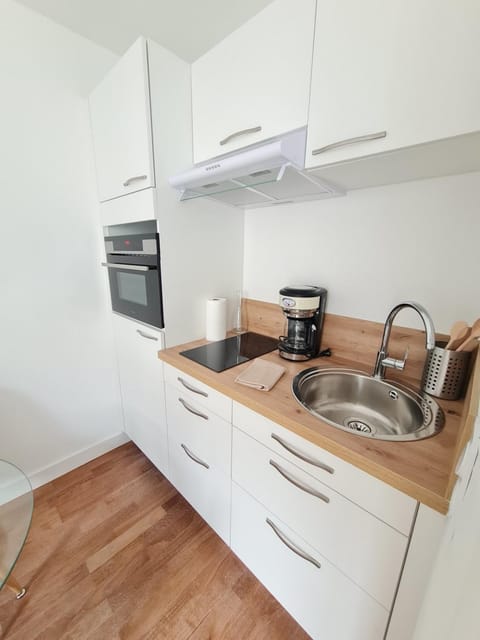 Le Poulorio 6 - Studio - Proche Gare By Locly Apartment in Lorient