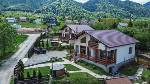 Property building, Nearby landmark, Restaurant/places to eat, Activities, Activities, BBQ facilities, BBQ facilities, Children play ground, Children play ground, Coffee/tea facilities, Spa and wellness centre/facilities, Business facilities, Lake view, Landmark view, Landmark view, Area and facilities, Area and facilities, Area and facilities, Swimming pool, Facility for disabled guests, pet friendly, pet friendly, acessibility