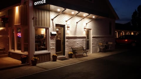 Patio, Facade/entrance, Night