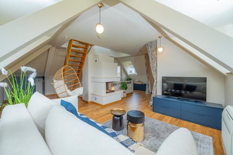 TV and multimedia, Bedroom