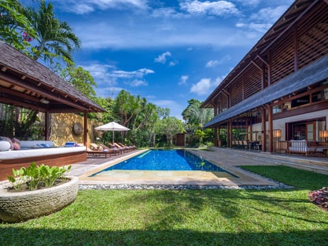 Property building, Patio, Garden, Swimming pool