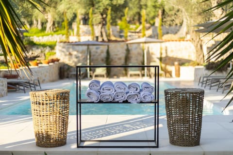 Garden, Garden view, towels