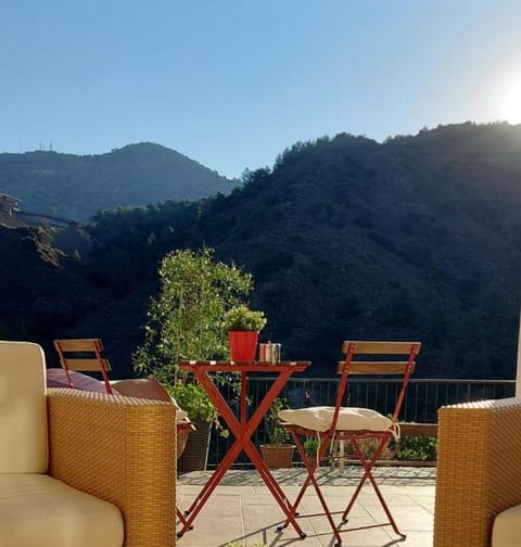Patio, Balcony/Terrace, Mountain view