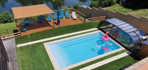 Natural landscape, Garden, Garden view, Pool view, River view, Swimming pool, Swimming pool, sunbed