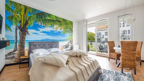 Bed, Photo of the whole room, Seating area