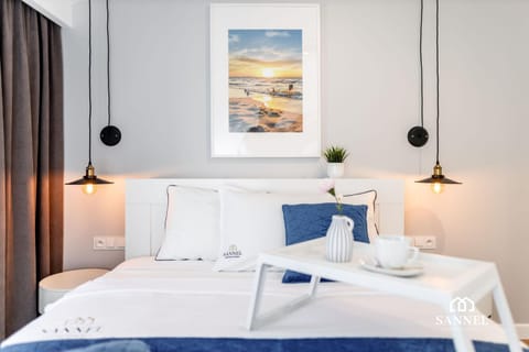 Decorative detail, Seating area, Bedroom, On site