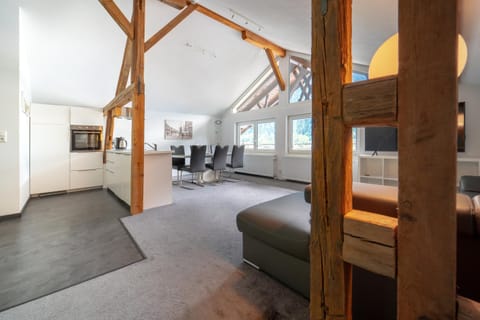 Living room, Seating area, Dining area, kitchen