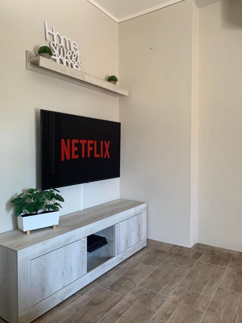 Casina Summer Apartment in Tuscany