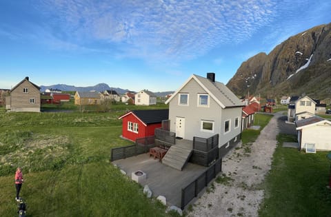Lofoten_Beach_Eggum House in Lofoten
