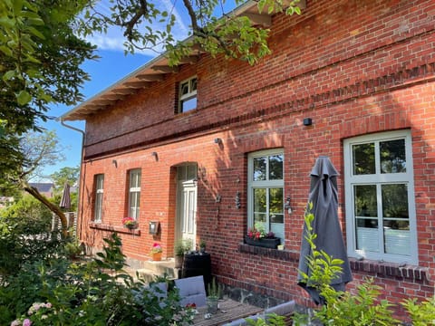 Property building, Balcony/Terrace