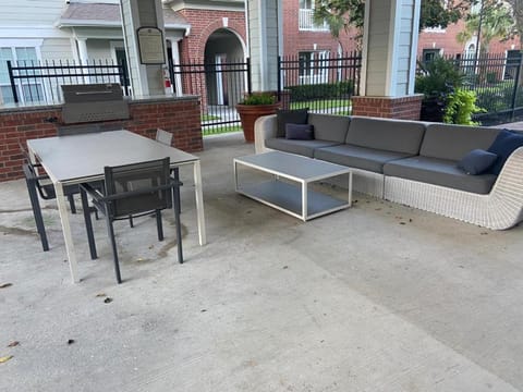 Spacious Apartments in The Woodlands, TX Apartment in The Woodlands