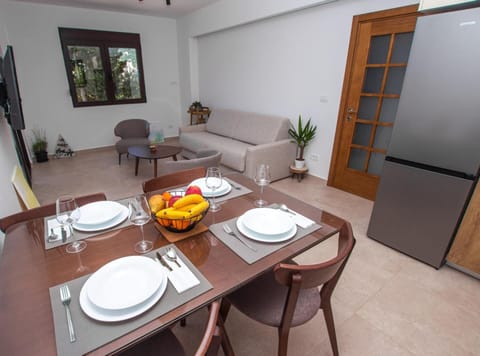 Living room, Seating area, Dining area, Sea view, air conditioner