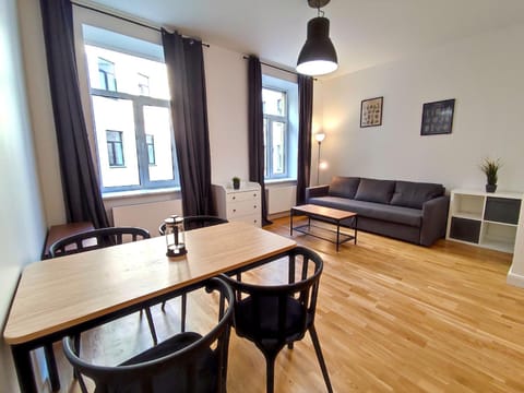 Living room, Seating area, Dining area