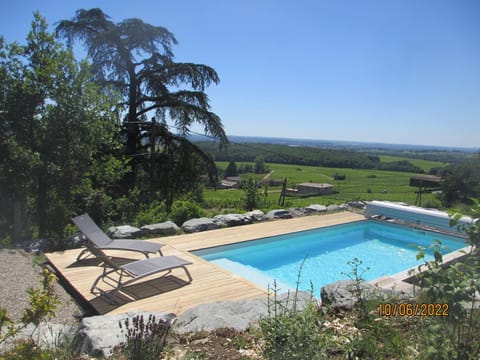 Natural landscape, Garden, Garden view, Pool view, Swimming pool, sunbed