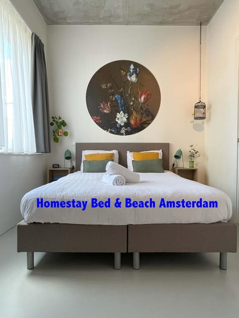 Bed, Property logo or sign, Bedroom