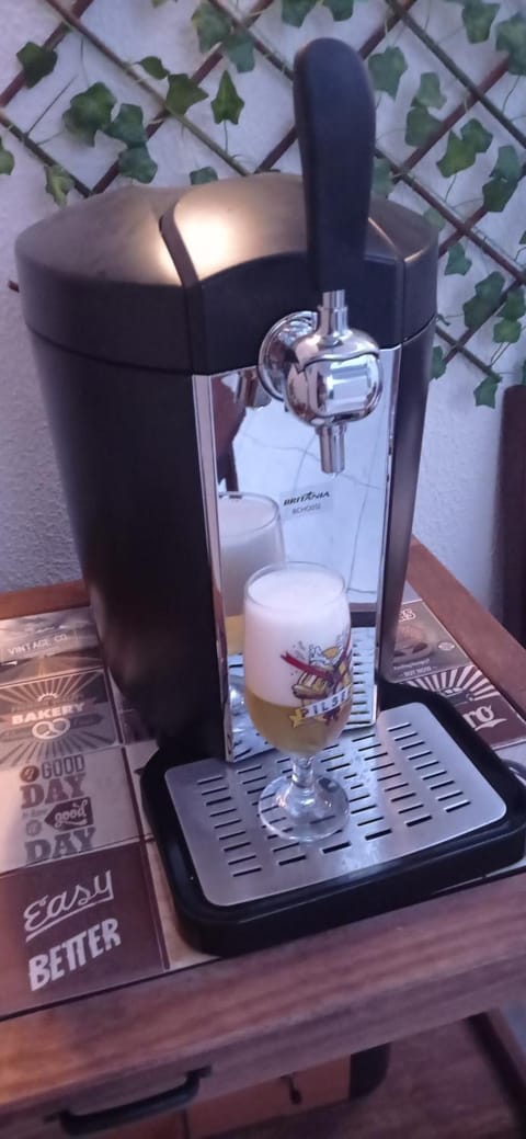 Food and drinks, Drinks