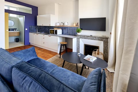 Communal lounge/ TV room, Living room