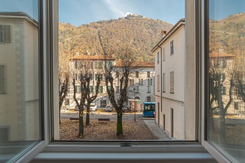 View (from property/room), Mountain view