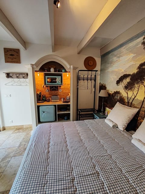 LE PETIT JARDIN ... Bed and Breakfast in L'Isle-sur-la-Sorgue