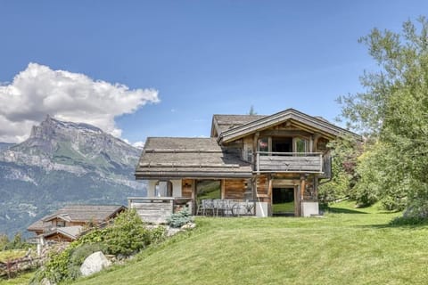 Chalet Carline Chalet in Combloux