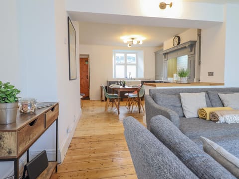 Harbourside House in Porthmadog