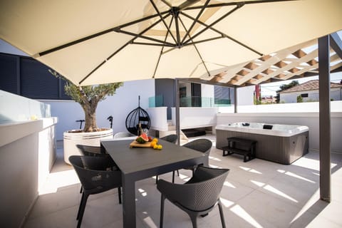 Sopic Luxury Apartment with private Whirlpool Apartment in Zadar