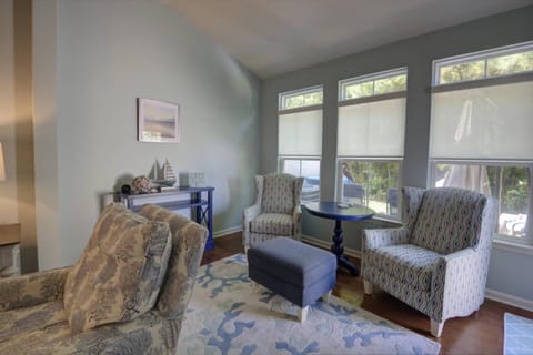 36528 Putter Lane House in Frankford