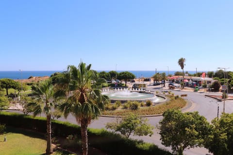 City view, Sea view