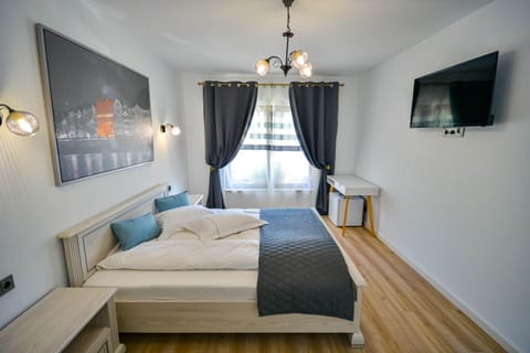 Bed, Bedroom, oven