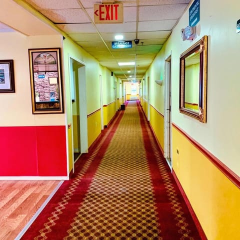 Holiday Lodge - Greensboro/Lake Oconee Hotel in Lake Oconee