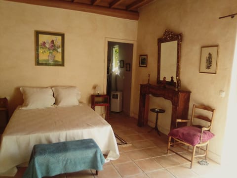 Le Domaine de Belle Bed and Breakfast in L'Isle-sur-la-Sorgue