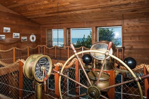 Crows Nest House in Newport