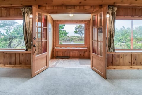 The Tides House in Seaside