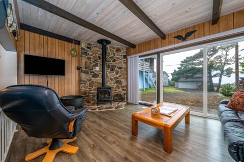 Woodley Beach House House in Gleneden Beach