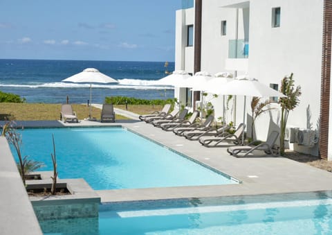 Property building, Swimming pool