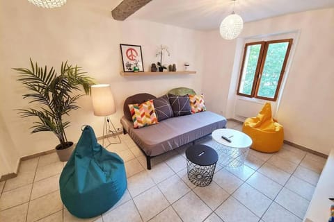 GregBnb - T2 Design 42m2 - Toulon Est - Wifi Fibre - n5 Apartment in Toulon